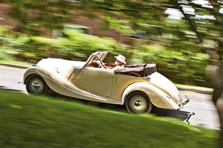 Bristol 400, Seitenansicht