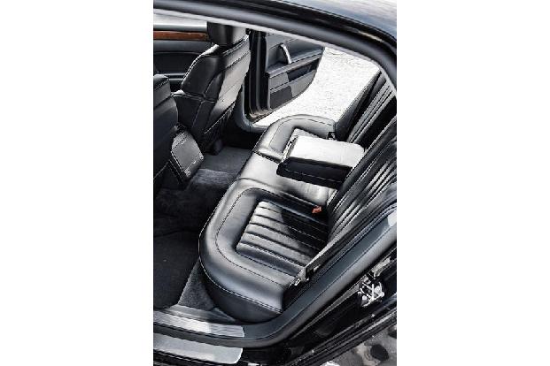 VW Phaeton V10 TDI Motion, Rcksitz, Beinfreiheit