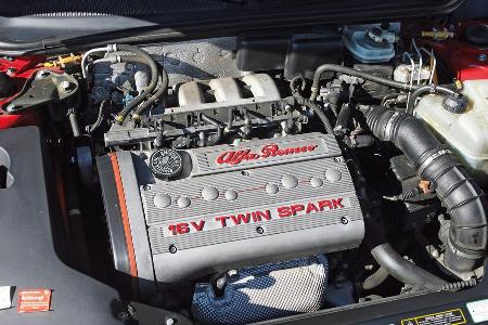 Alfa Spider (916), Motor