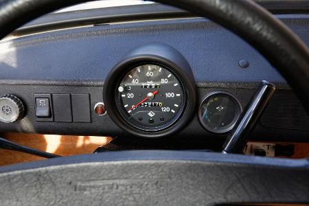 Trabant 601 L, Rundinstrument