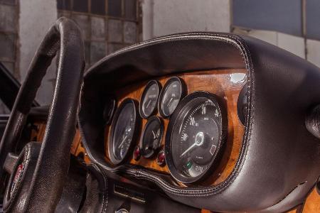 Bristol 412 SII Zagato, Rundinstrumente