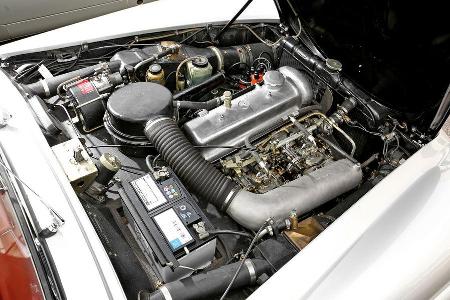 Mercedes 190 SL, Motor