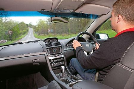 Vauxhall VXR8 Clubsport Wagon, Cockpit, Fahrersicht