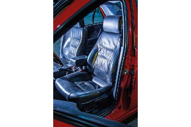 Alfa Romeo 155 2.0 Twin Spark, Fahrersitz