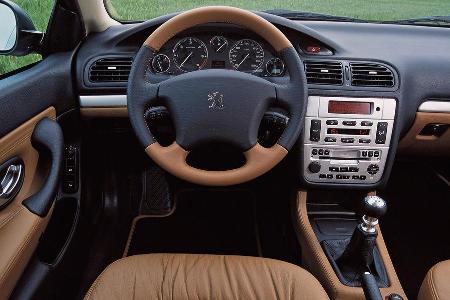 Peugeot 406 Coup 2.0, Seitenansicht