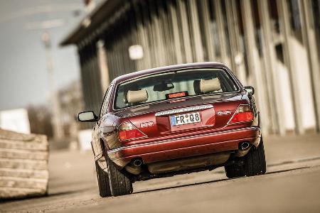 Jaguar XJ 6 (X 300), Heckansicht