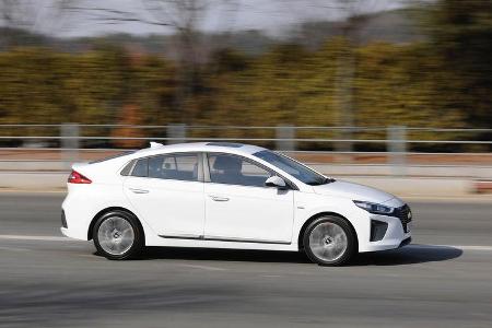 Hyundai Ioniq Hybrid, Fahrbericht, 02/2016