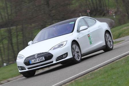i-Mobility Rallye 2016, Startnummer 030, Jürgen und Johannes Lang, Tesla Model S