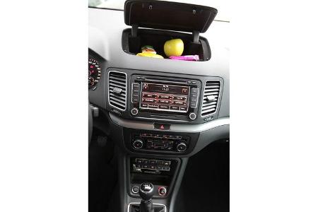VW Sharan, Mittelkonsole