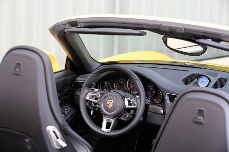 Porsche 911 Turbo S Cabriolet, MotorCockpit