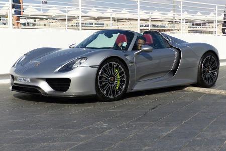 Porsche 918 - GP Abu Dhabi - Carspotting 2015