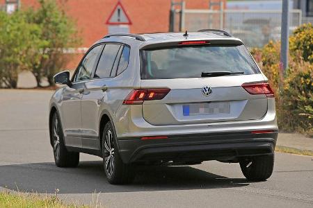 VW Tiguan XL
