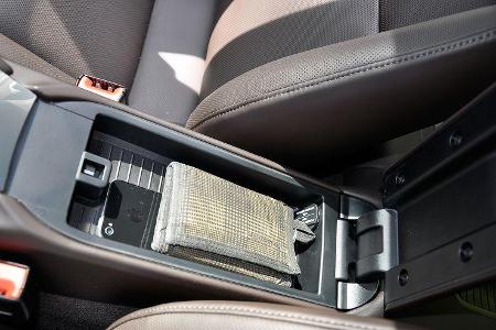 Porsche 911 Carrera, Mittelkonsole, Ablagefach