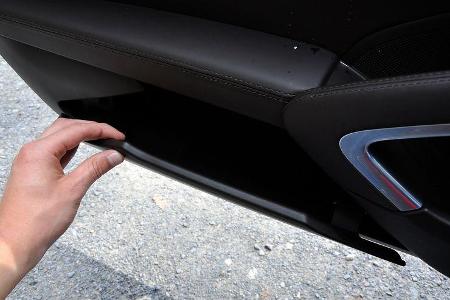 Porsche 911 Carrera, Türverkleidung, Ablage