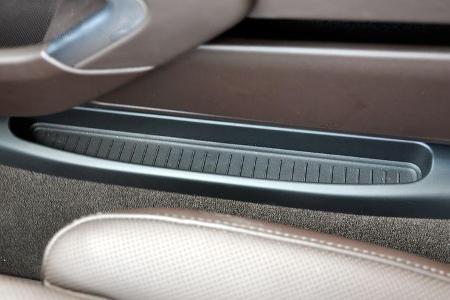 Porsche 911 Carrera, Türverkleidung, Ablage