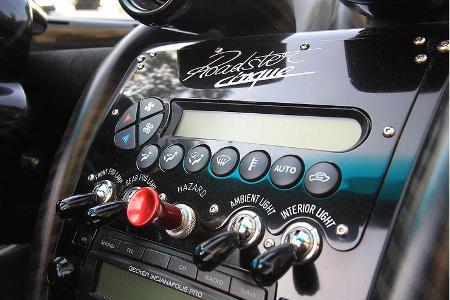 Pagani Zonda Cinque Roadster, Armaturenbrett