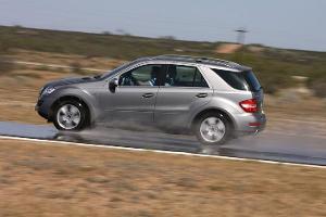 Geländewagen, Reifentest, Mercedes ML