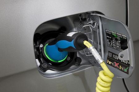 1210, Mercedes A-Klasse E-Cell, Steckdose