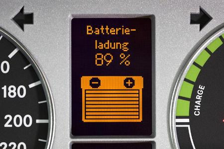 1210, Mercedes A-Klasse E-Cell, Ladeanzeige