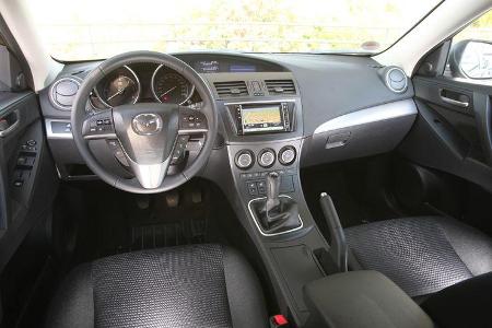 Madza 3 2.2 MZR-CD, Cockpit