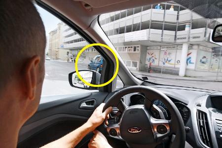 Ford Grand C-Max 2.0 TDCi, Cockpit, Einparkassisten, Montage