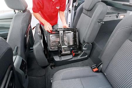 Ford Grand C-Max 2.0 TDCi, Mittelplatz