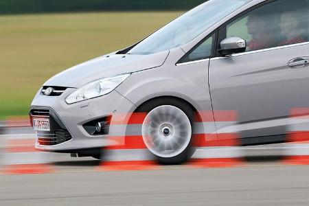 Ford Grand C-Max 2.0 TDCi, Bremstest, Pylonen