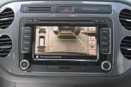 VW Tiguan 2.0 TSI 4motion Sport & Style, Display, Kamera