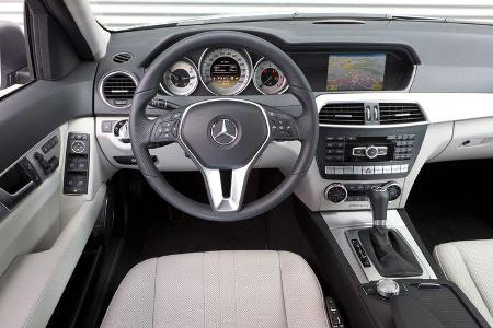 Mercedes C 180 CDI T Avantgarde, Innenraum