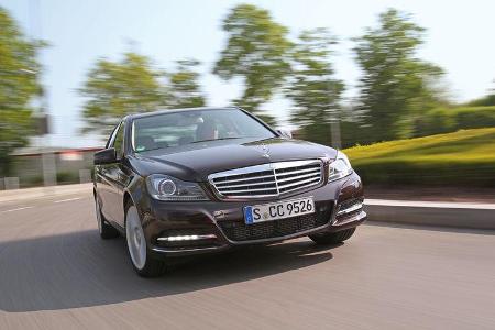Mercedes 250 CDI, Frontansicht, Fahrt