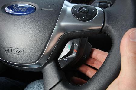 Ford Focus 1.6 Ecoboost, Lenkradtasten