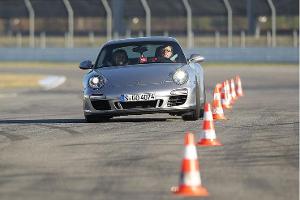 Porsche 911 Carrera GTS, Slalom