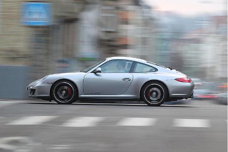 Porsche 911 Carrera GTS