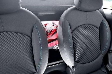 Mini Cooper Countryman, Fond