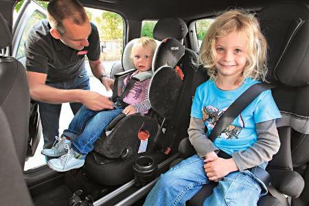 Mini Cooper Countryman, Kindersitze