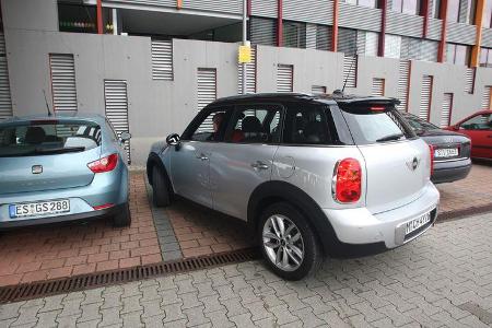 Mini Cooper Countryman, Parken