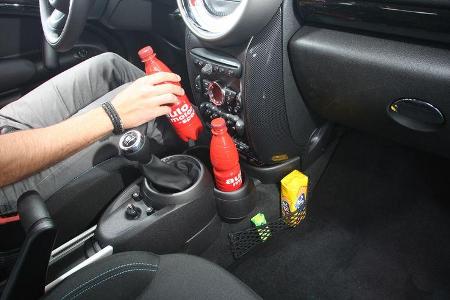 Mini Cooper Countryman, Cupholder