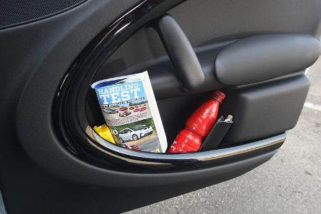 Mini Cooper Countryman, Türfach