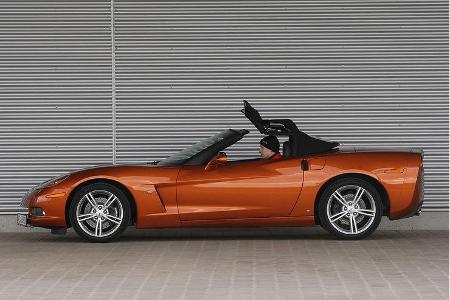 Der Dachentriegelungshebel fordert den entschlossenen Griff.