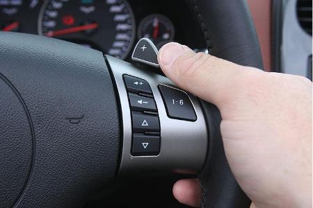 Automatik-Fans rasten den Wählhebel auf S wie Sport ...