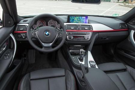 BMW 328i Touring,Cockpit