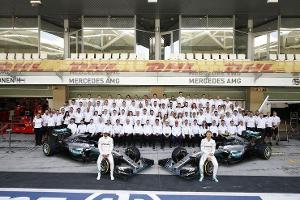 Mercedes AMG F1 - Teamfoto - GP Abu Dhabi 2016 - Formel 1