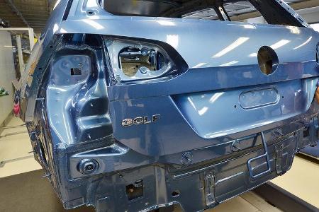 VW Golf Produktion ausgeschlachtet