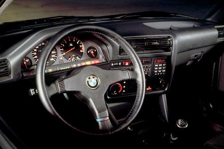 BMW M3, E30, Cockpit, Lenkrad