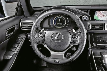 Lexus IS 300h F-Sport, Cockpit
