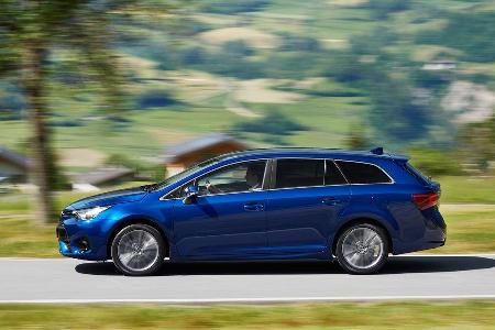 Toyota Avensis 2.0D-4D Touring Sports