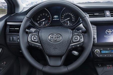 Toyota Avensis 2.0D-4D Touring Sports, Lenkrad