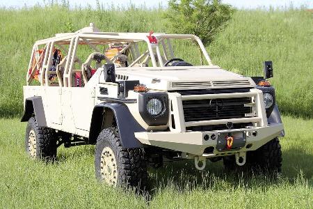 Mercedes auf der Eurosatory Paris 2016