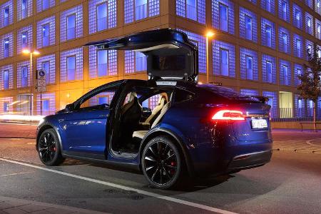 Tesla Model X P90D, Fondsitz, Aussteigen