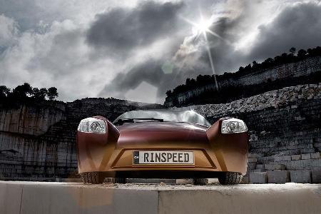 Zwei verschiedene Lithium-Ionen-Packs liefern die nötige Energie.